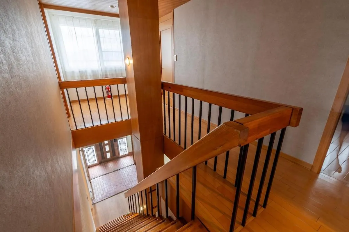 Green Hills Sapporo 5 Bedroom 10 Beds 2 Bath 2 Free Parking Spaces Сasa de vacaciones